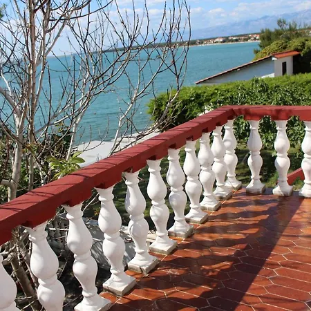 Dom wakacyjny House By The Sea Vrsi