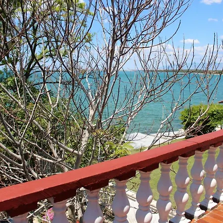 House By The Sea Vrsi