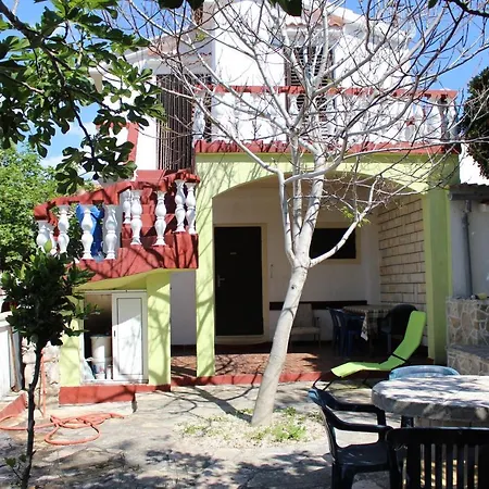 House By The Sea Holiday home