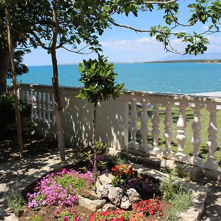 House By The Sea